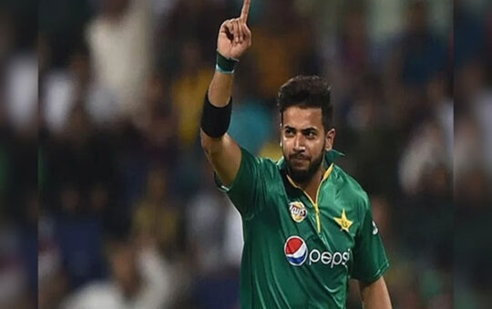 Imad Wasim Profile – Age, Career Info & Stats