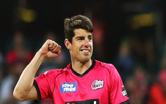 Moises Henriques Profile – Age, Career Info & Stats